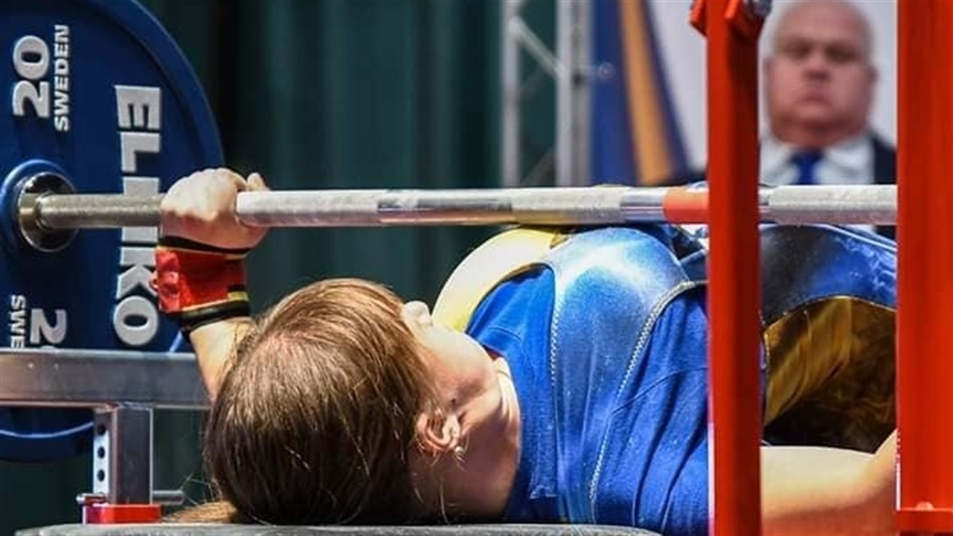 Шість рекордів України та золота медаль: попаснянка перемогла на чемпіонаті Європи з пауерліфтингу
