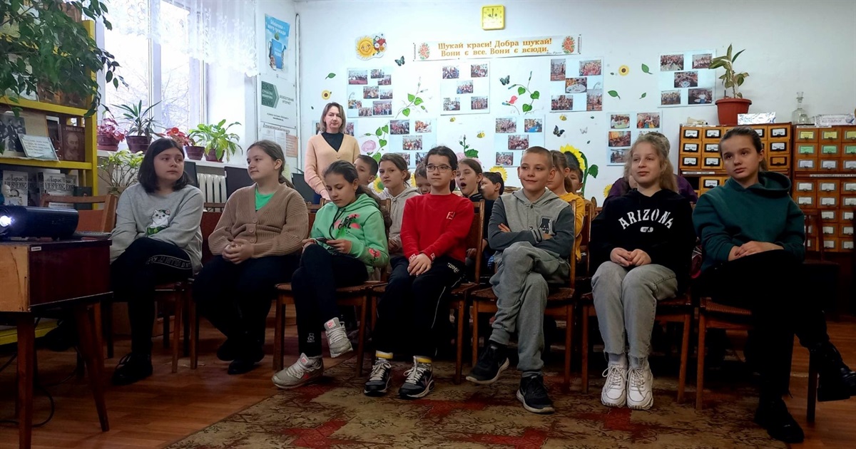 У дитячій книгозбірні відбулась онлайн-зустріч з дитячою письменницею Ланою Ра