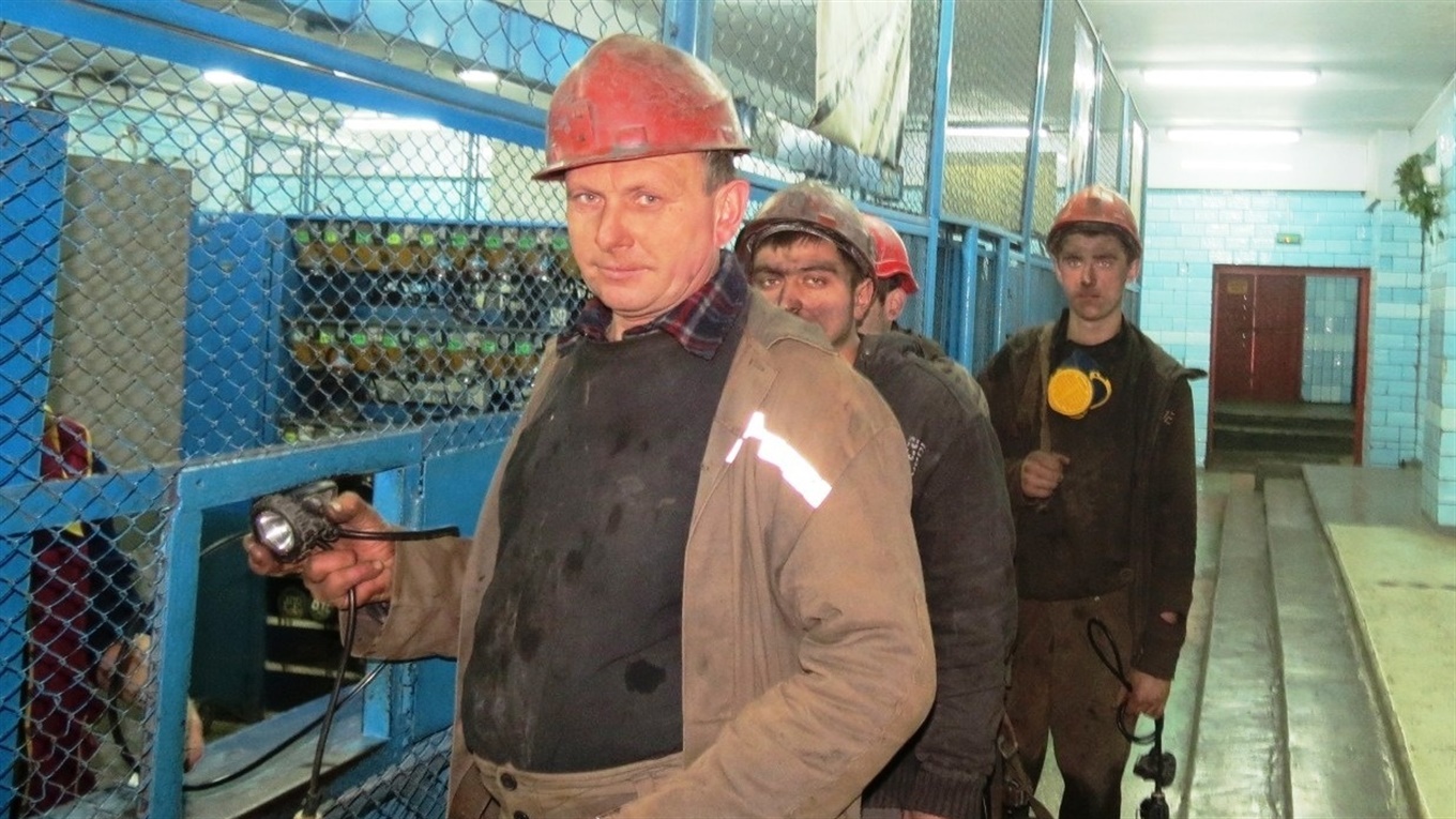 Працівники червоноградських шахт отримають залишок зарплати за березень і 30% за квітень 