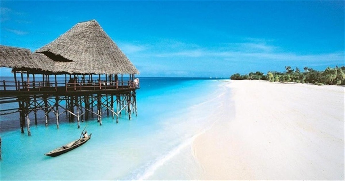 У лютому +33°C. Занзібар зачаровує туристів білосніжними пляжами і бірюзовим океаном