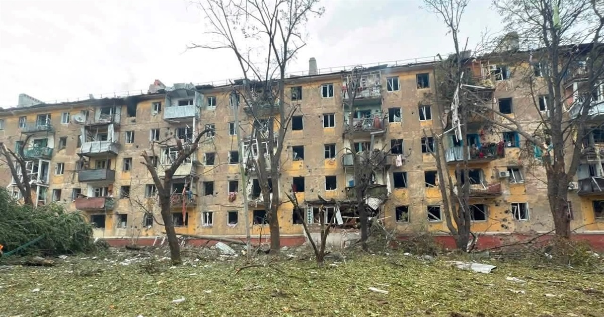 Росіяни вдарили авіабомбами по будинках у Слов'янську. Є поранені (оновлюється)