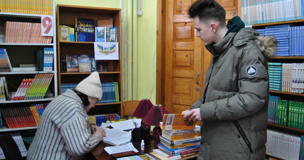 Навчаємося — дистанційно: як почуваються діти-переселенці у городоцьких ліцеях