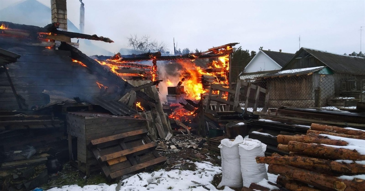 В багатоквартирному будинку в Городниці вночі загорілися дві квартири