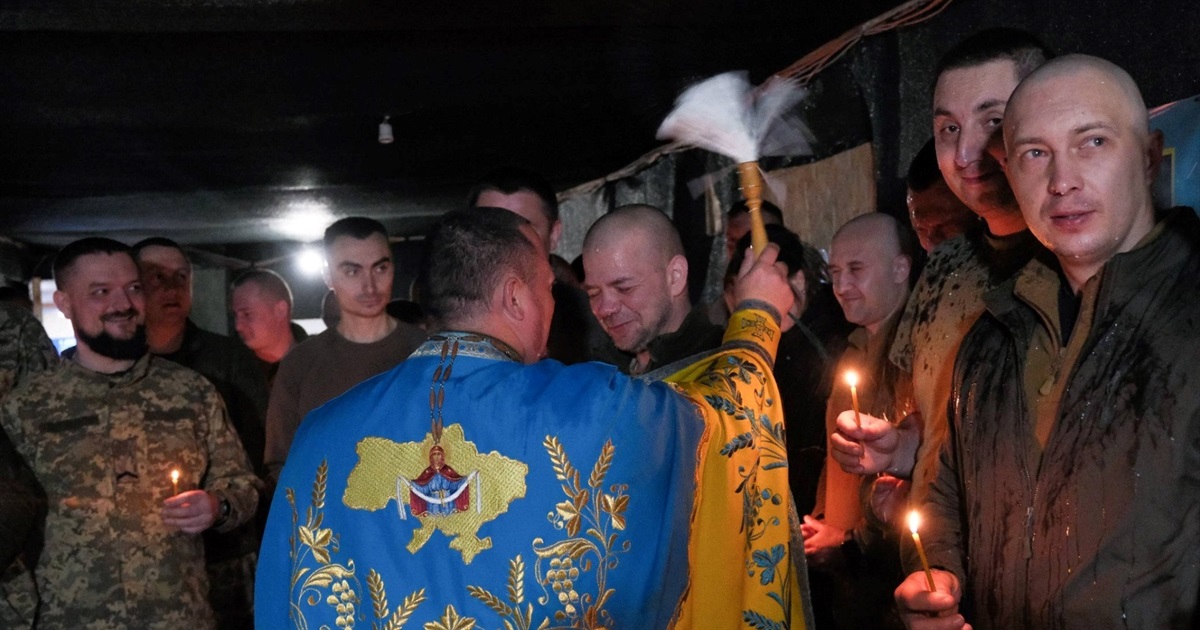 "Світло сильніше. І воно – на нашому боці!": 30-та бригада вітає з Великоднем