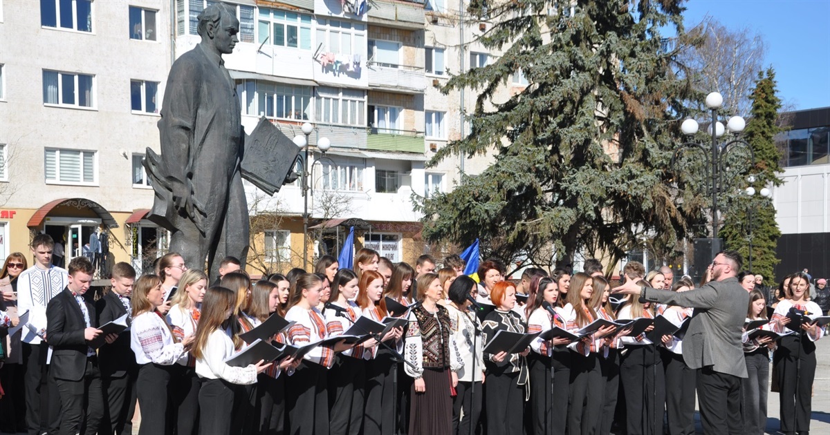 165 років без Тараса: у Чорткові вшанували пам’ять Великого Кобзаря