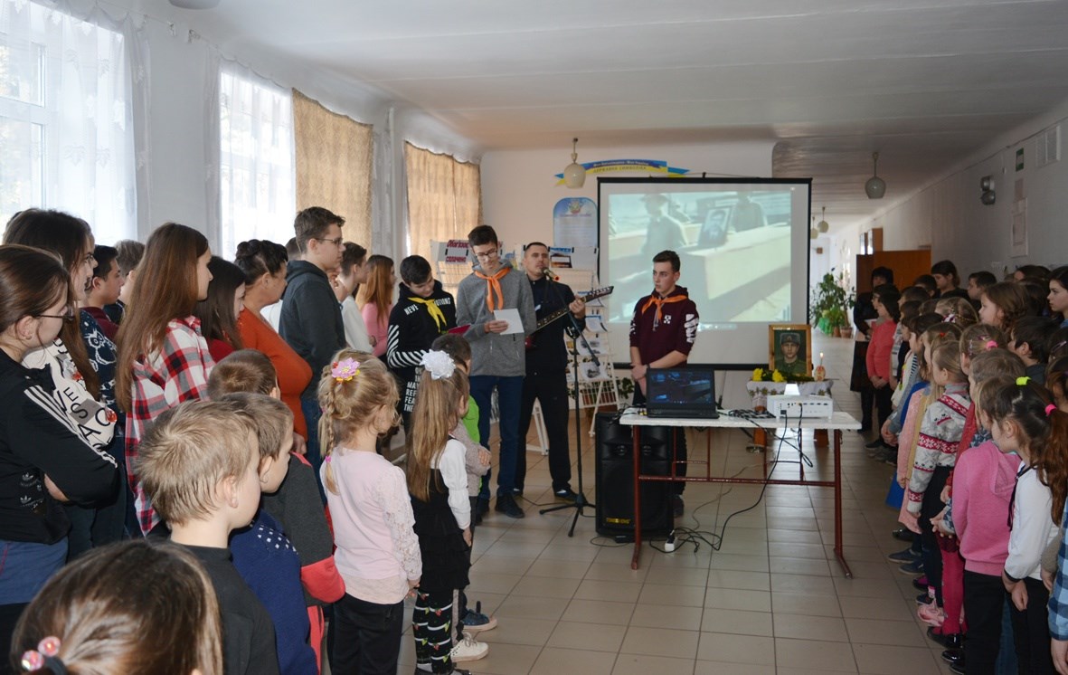 У Гродівській ЗОШ згадували учасників бойових дій на території інших держав