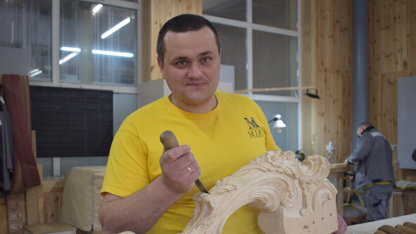 "Головне – умілі руки і нічого не боятися": різьбяр Микола Козак про улюблену роботу