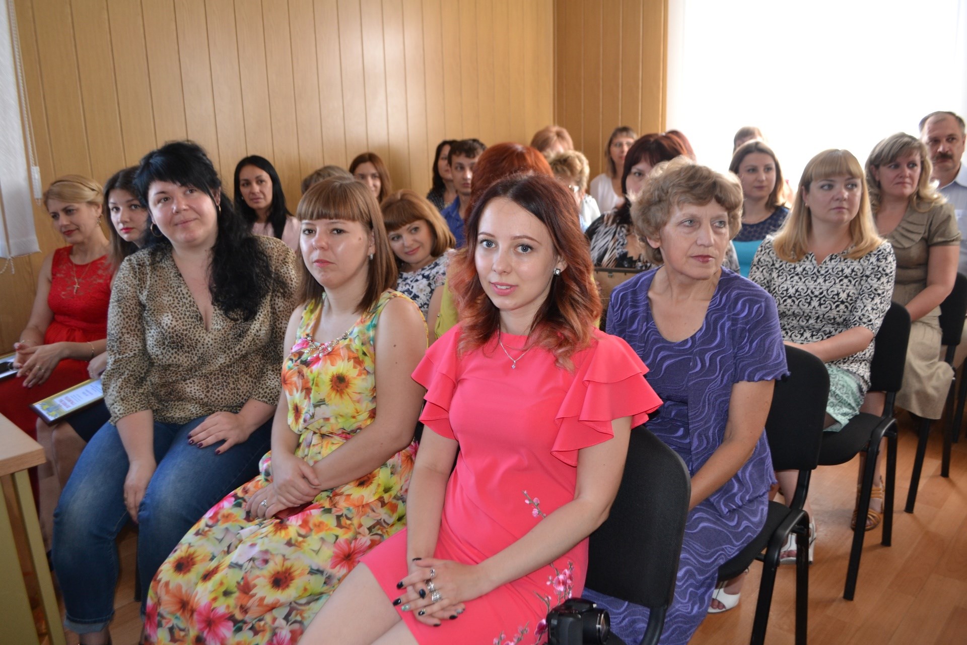 У районі привітали держслужбовців
