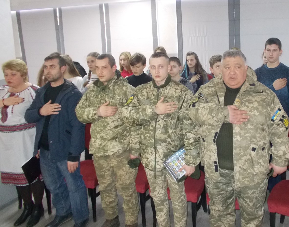 У центральній бібліотеці імені Тараса Шевченка віддали данину добровольцям – патріотам України
