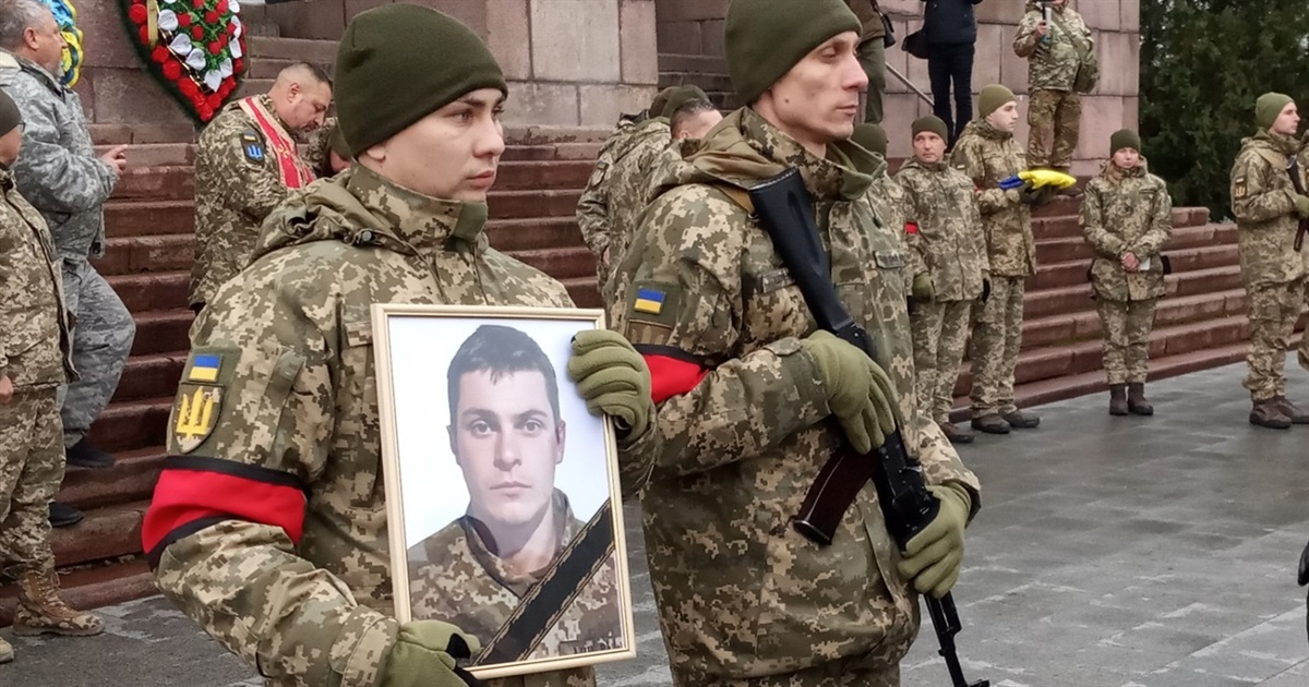 Так Краматорськ попрощався із Валерієм Геровкіним. Місто в жалобі за загиблим на фронті воїном