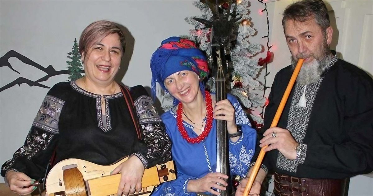 Коло друзів у "Файті". Як в Запоріжжі відкрили автентичний заклад закарпатської кухні