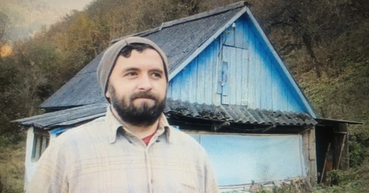 Перекрили церкву, а тепер зводять хату: Тарас Бровді ініціював будівництво дому для потребуючого
