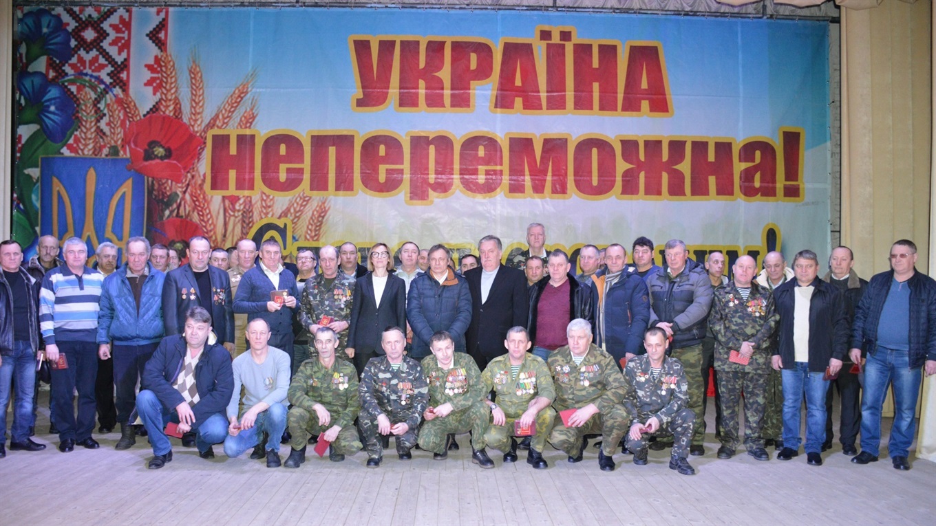 На Сватівщині вшанували воїнів-інтернаціоналістів. Кого нагородили ювілейними медалями