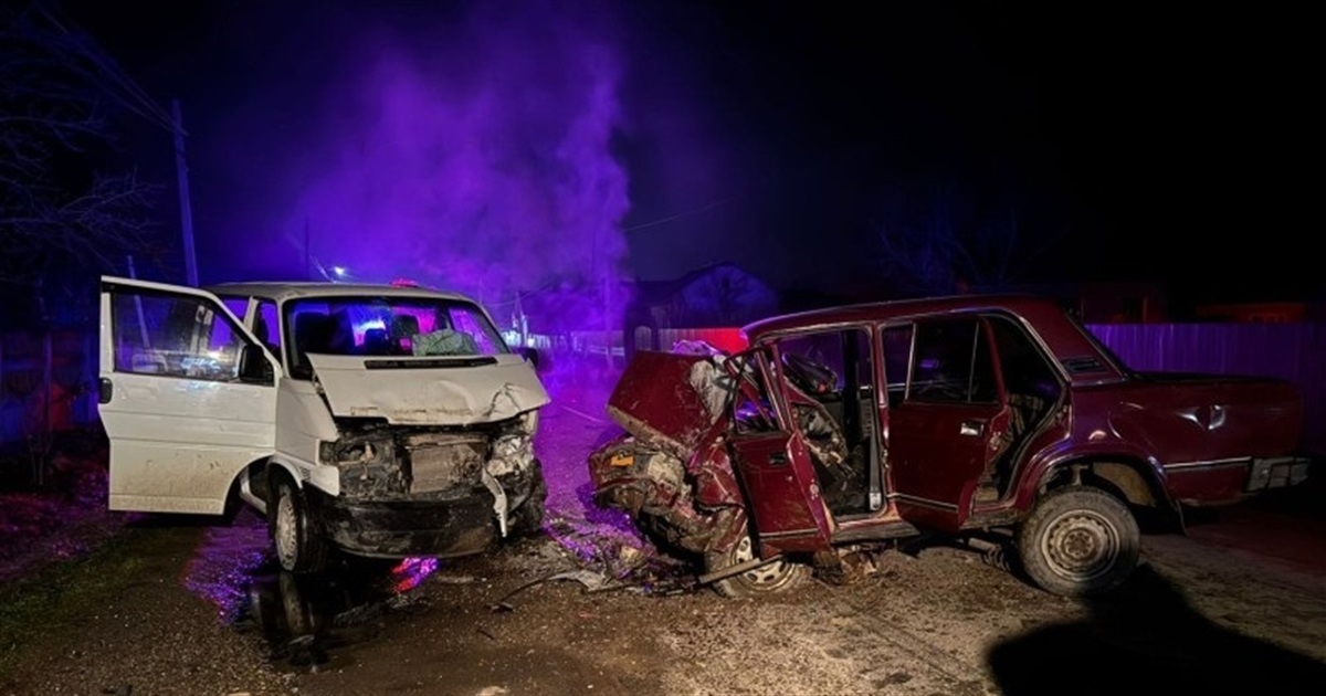 Внаслідок зіткнення двох авто в Драчинцях загинув чоловік