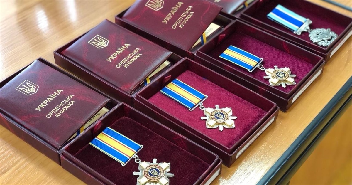 У Сарнах рідні Героїв отримали нагороди полеглих захисників