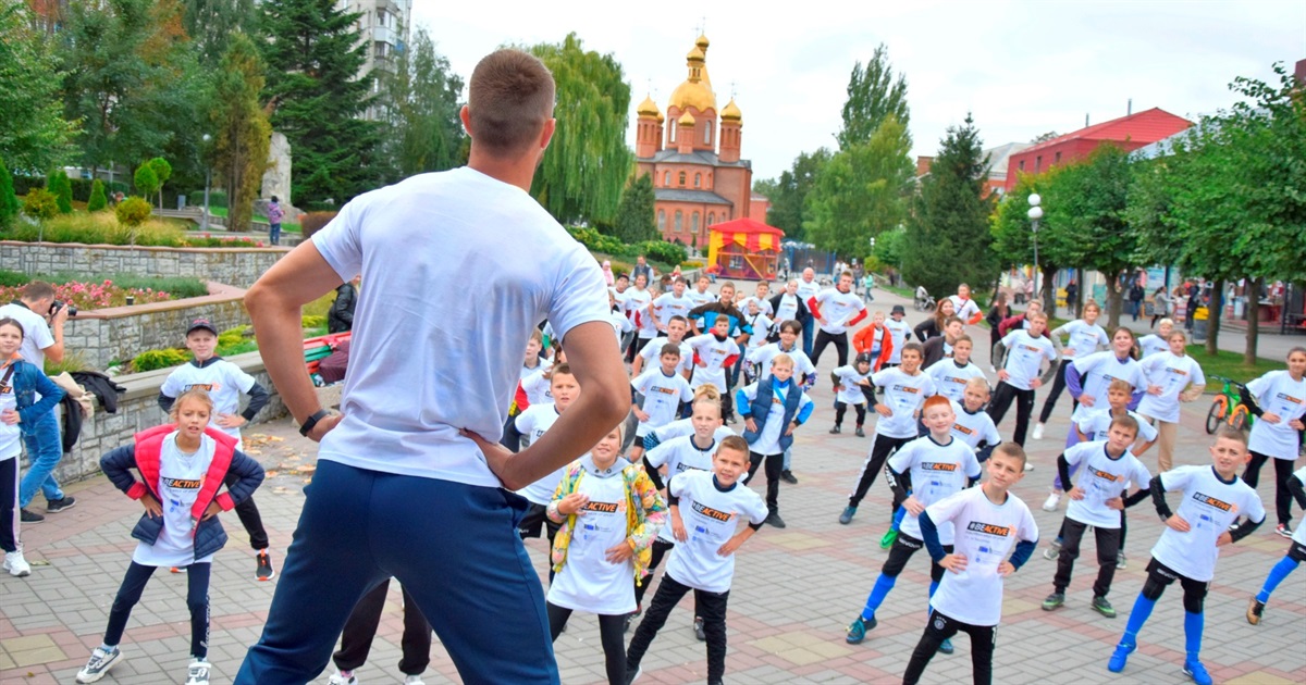 У Жмеринці провели Олімпійську зарядку із призерами Олімпійських ігор: відео