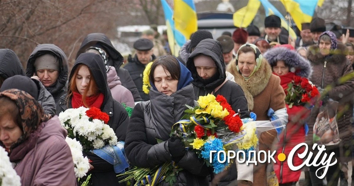 Непоправна втрата: Сатанів віддав останню шану радіотелефоністу Володимиру Кузнецу