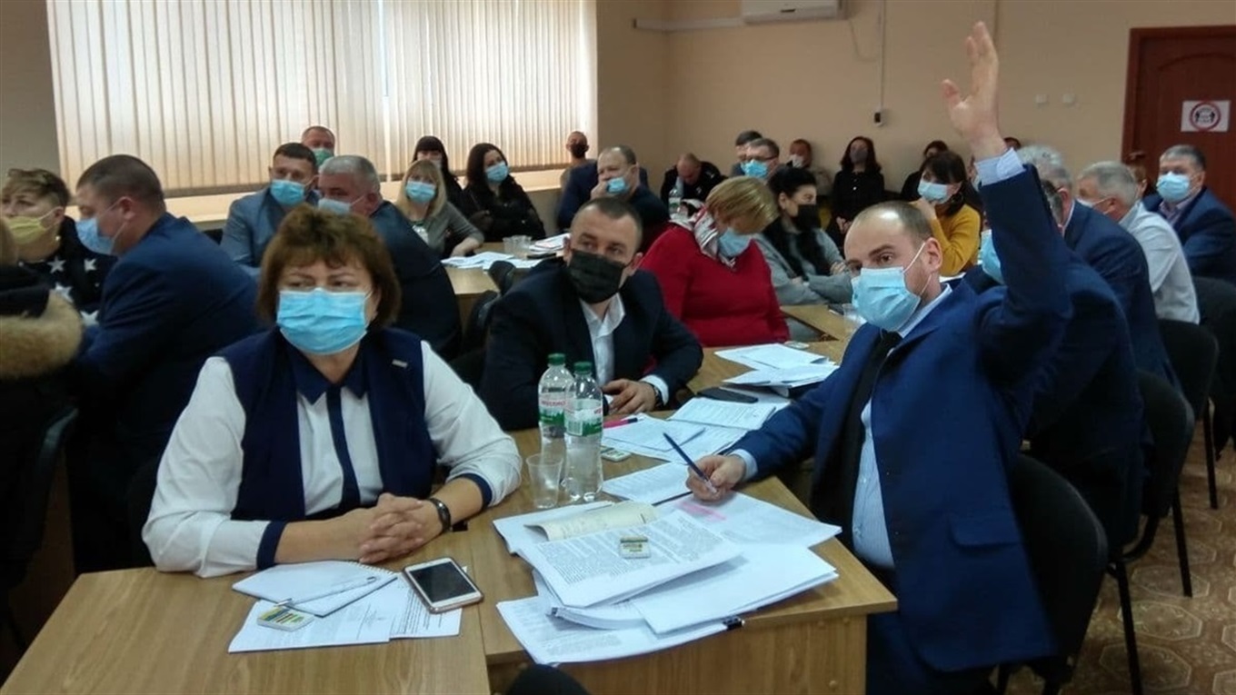 Кадрові питання - в першу чергу. А як же южноукраїнська  громада?