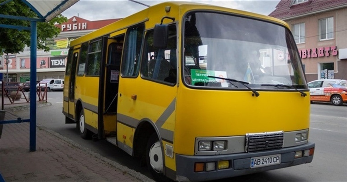 На Провідну неділю, 12 травня, автобуси у Жмеринці курсуватимуть до кладовища