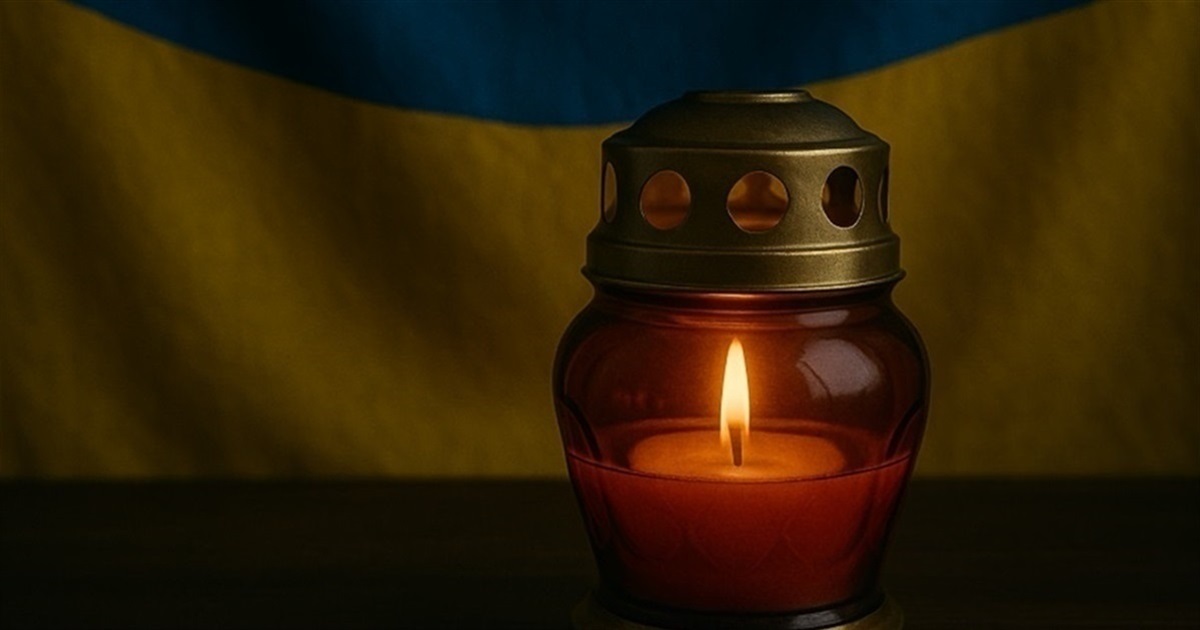 Звягельська громада прощається із загиблим на війні Захисником Євгеном Гичком