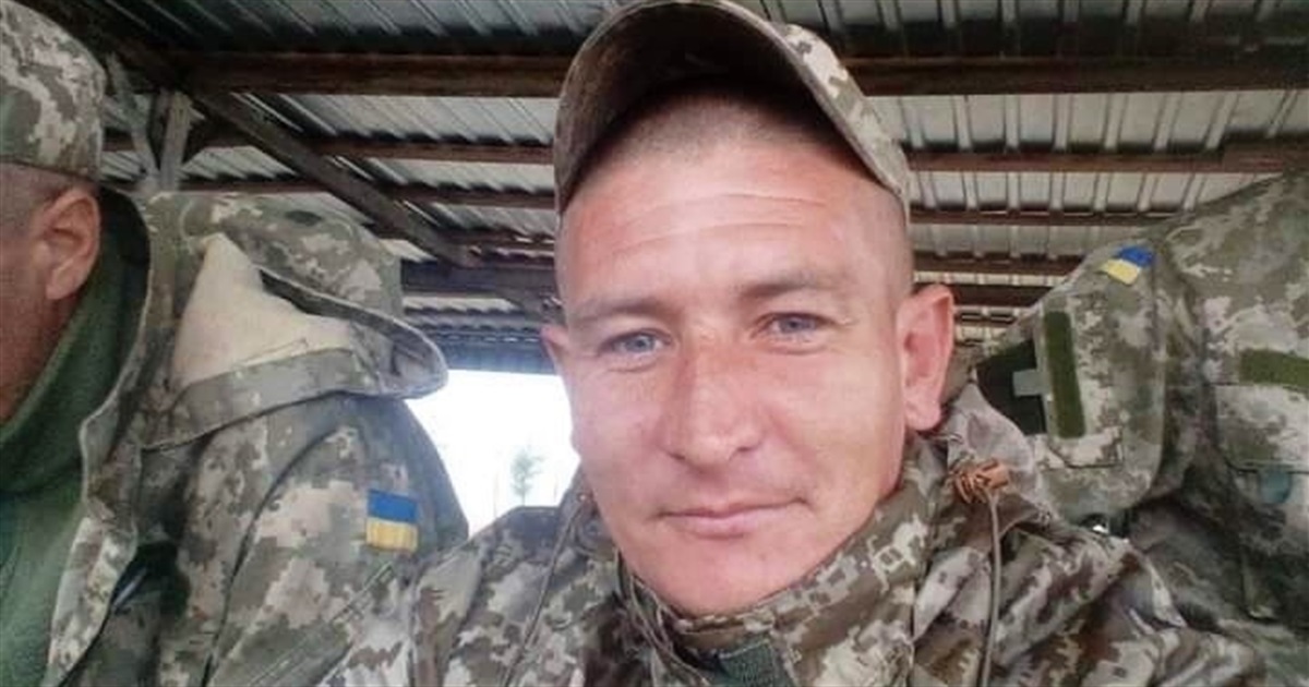 «Мій син у полоні». Мама морпіха Максима Соловйова з Корюківки отримала від нього листа з росії