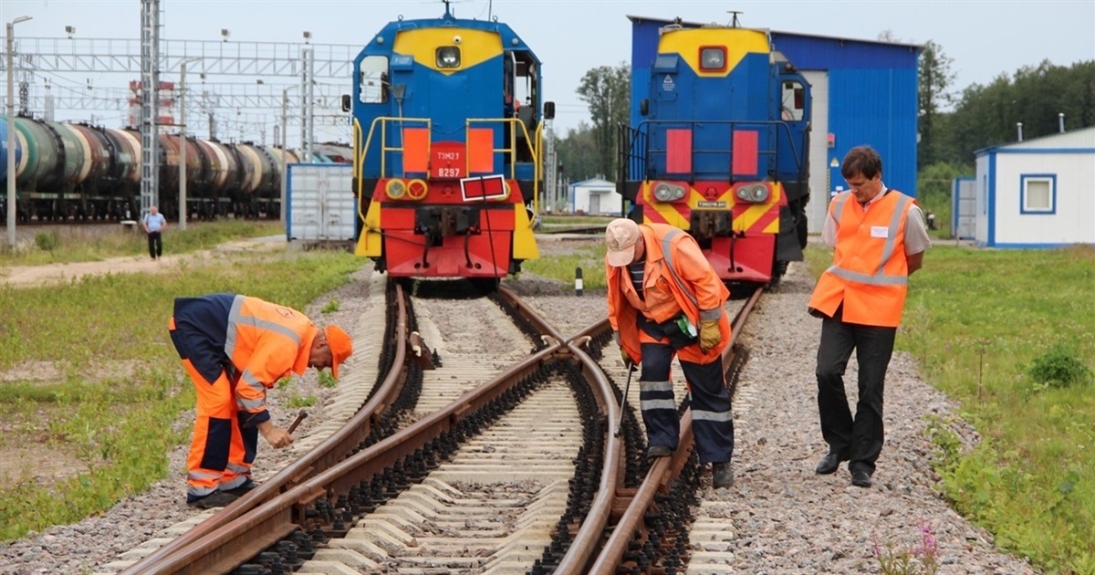 Зарплатня до 13 000 грн: "Укрзалізниця" на Житомирщині шукає близько 80 працівників