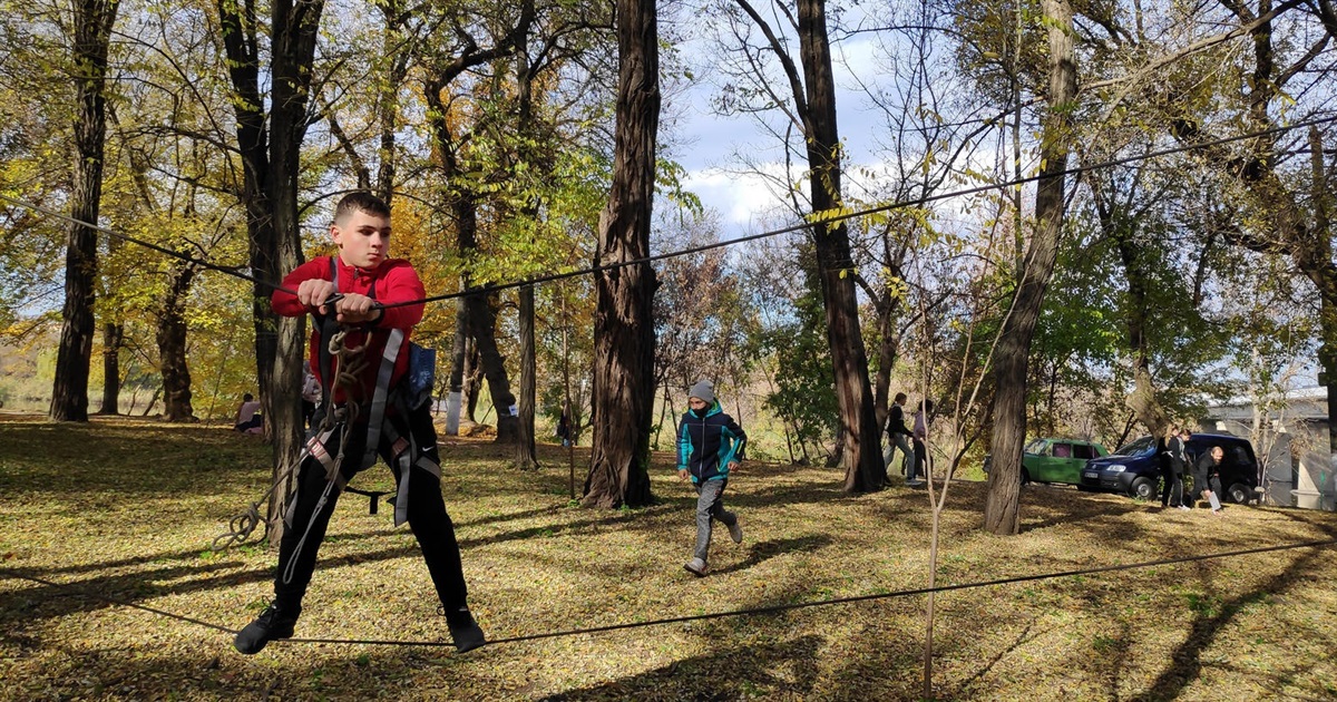 23 жовтня парк Дружби народів тимчасово перетворився на мотузковий: фотозвіт зі змагань