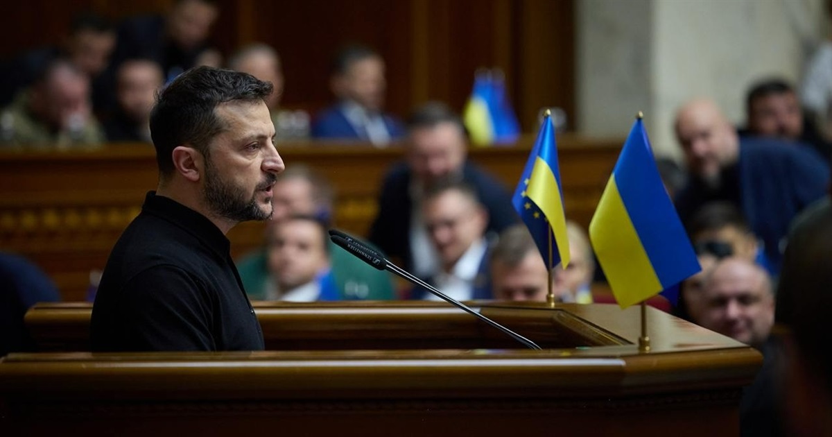 Це наш шлях посилення та гарантія. Зеленський представив план перемоги для України — про що він