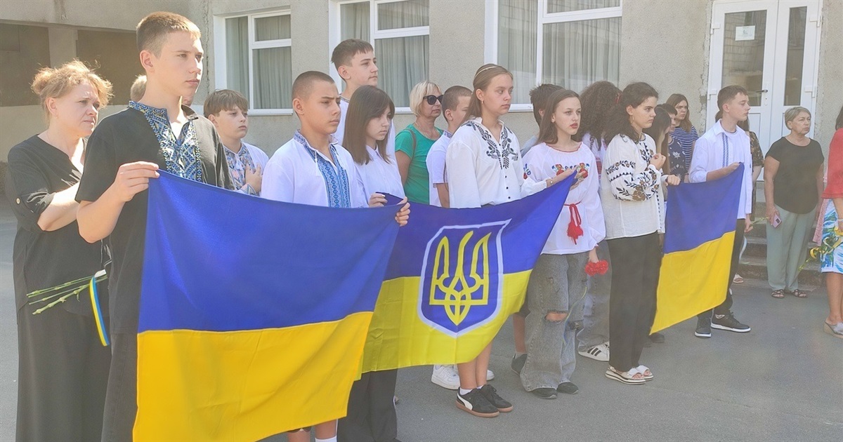 В Ізмаїлі відкрили меморіальну дошку на честь захисника України Юрія Сергєєва