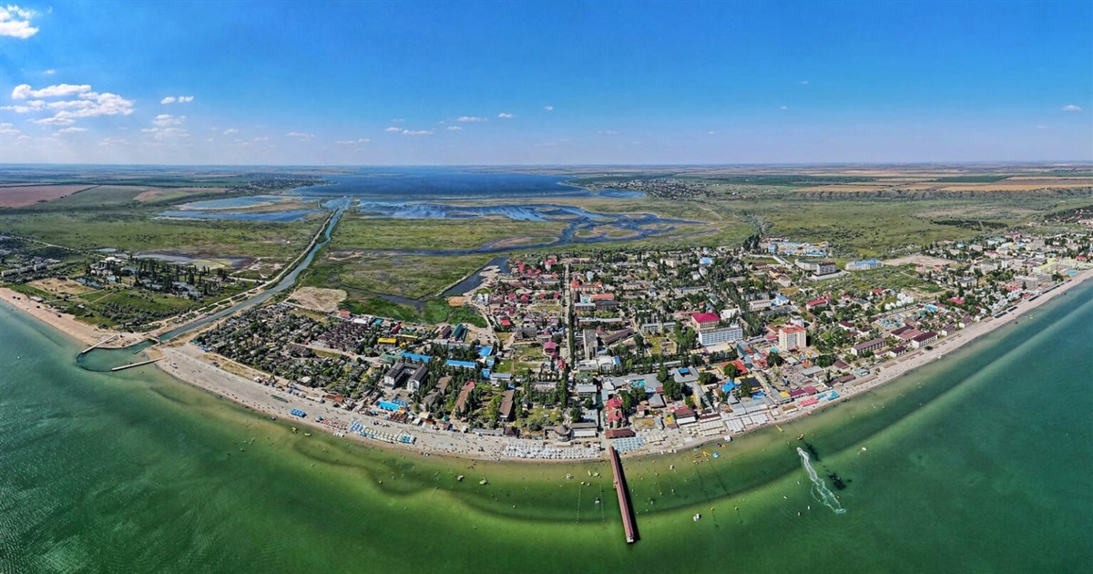 Коблеве без туристів і музики. Як виглядає курорт на Чорному морі влітку 2026