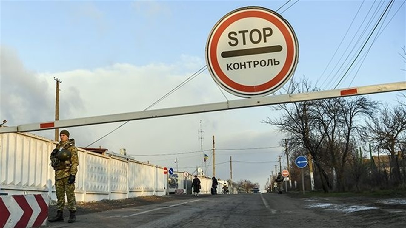 Из-за коронавируса Украина закрывает пункты пропуска. «Республики» – тоже. Вот что известно об этом