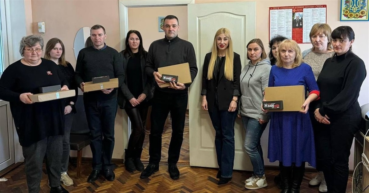 Працівники Дівичківської сільської ради на Переяславщині придбали чотири дрони для бійців ЗСУ
