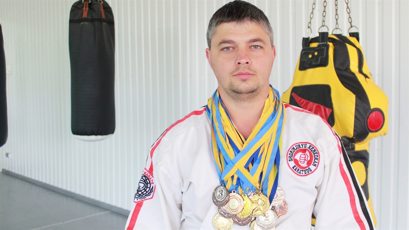 Тренер з косікі-карате у Попасній розповів про свій спортивний шлях та своїх вихованців