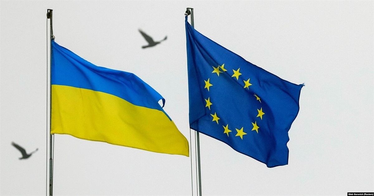 Права переселенців і жителів окупованих територій стали умовою вступу України до ЄС. Що відомо