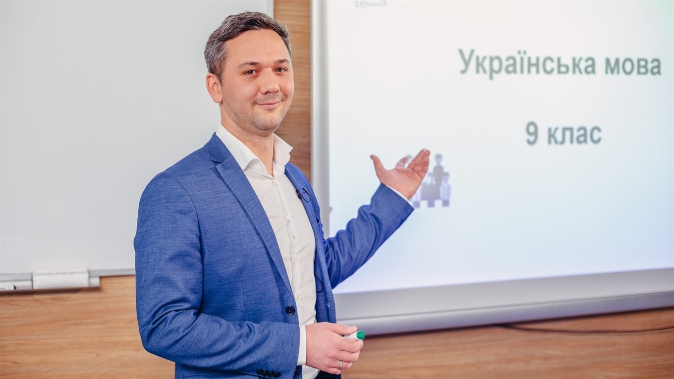 Физкультура со звездами и подготовка к тестам. Где школьнику на карантине подтянуть знания и форму