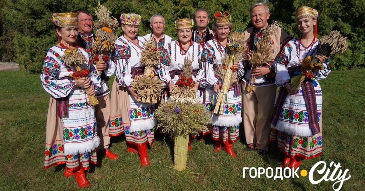 «Ми стоїмо там для того, щоб тут співали українські пісні». Городоччани відзначили День незалежності