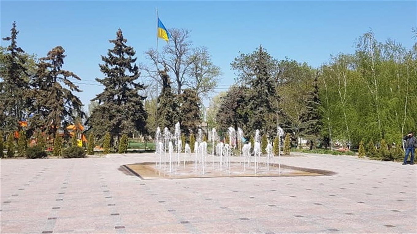 Про вартість скадовського фонтану та оновленої площі