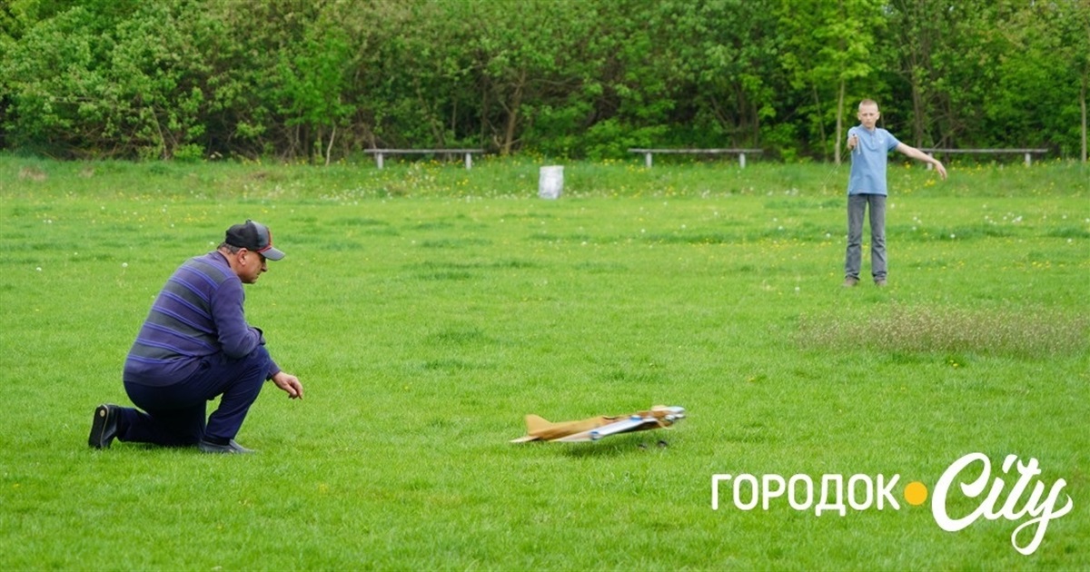 Юні авіатори Городоччини готуються підкорити область. Хто виступатиме на чемпіонаті та коли