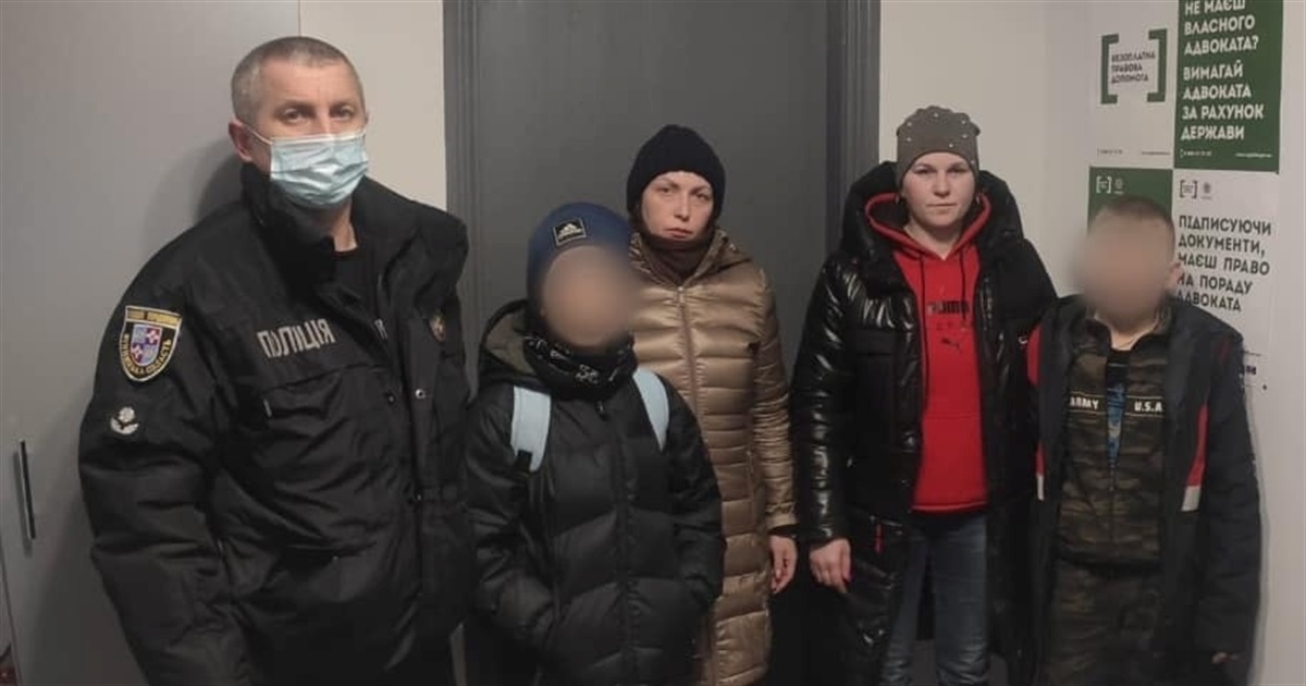 В Браїлові поліцейські розшукали двох учнів, які після гуртка не повернулися додому