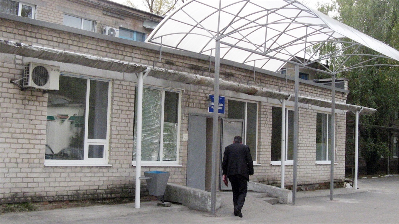 Мелитопольцев продолжают кусать змеи: пострадавших уже втрое больше, чем за прошлый год