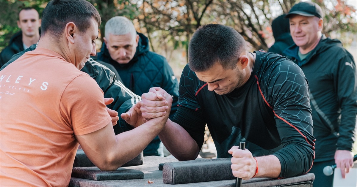 Студенти Переяслава змагалися в університетському турнірі з армрестлінгу та гирьового спорту