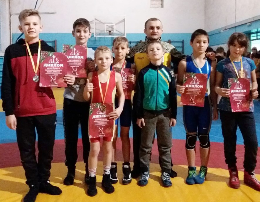 Передноворічні успіхи покровських борців