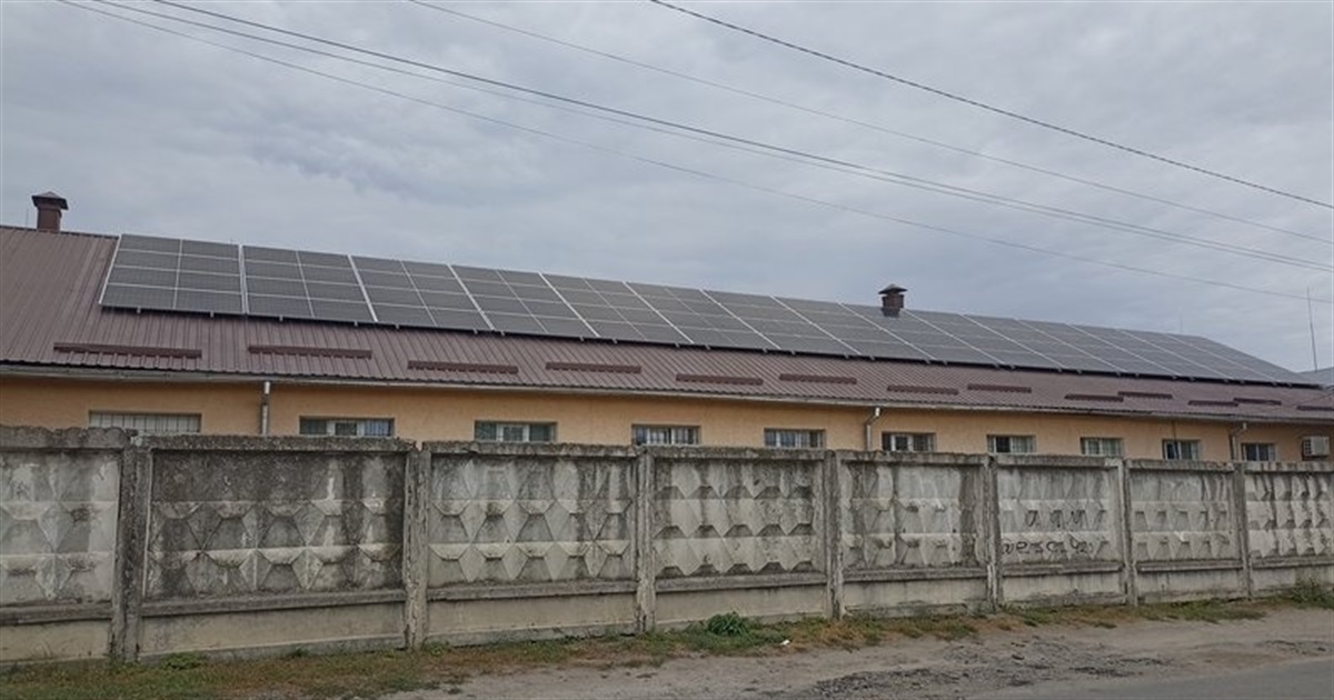 Скільки вже заощадила звягельська лікарня завдяки побудованій сонячній електростанції?