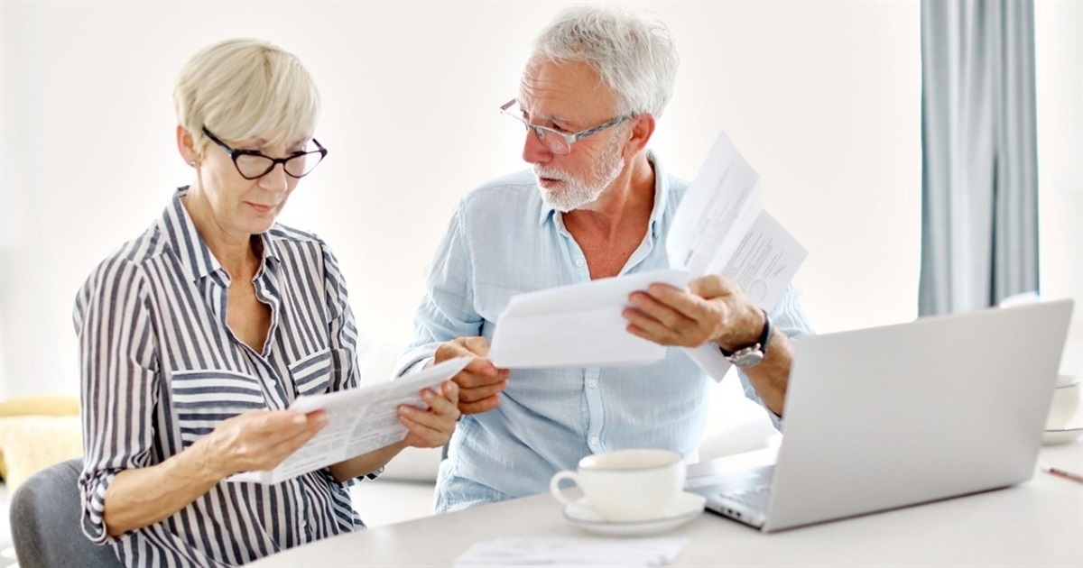 Як українцям, які перебувають за кордоном, набувати страховий стаж та сплачувати на місяць 36 євро