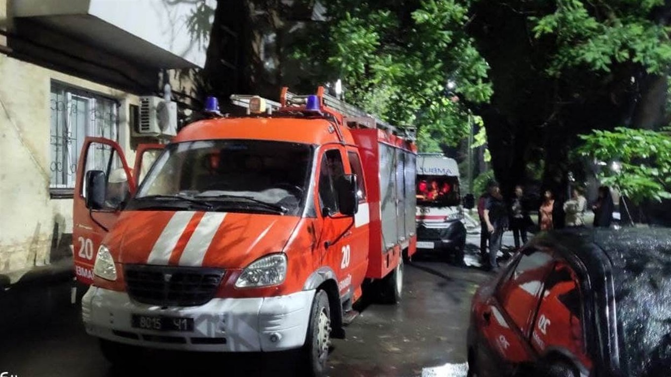 Из-за пожара в многоэтажке в Измаиле эвакуировали полсотни измаильчан