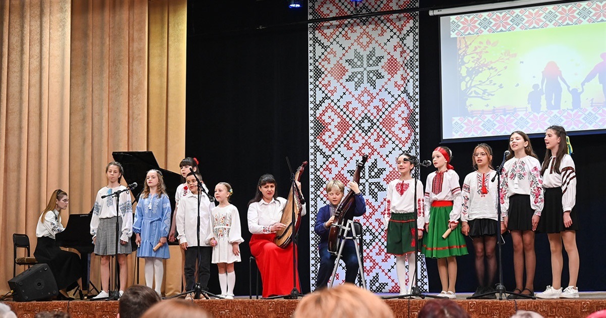 «Серце, вишите любов’ю»: у Кагарлику відбувся звітний концерт школи мистецтв