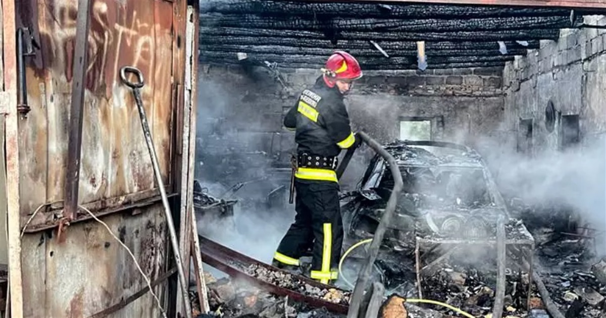 У Смілі горіла господарча споруда
