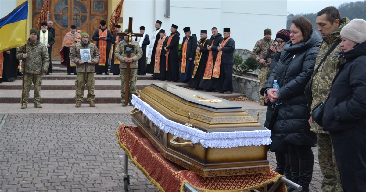 Дорога до небес: остання подорож «на щиті» Героя Олександра Лівака до Чортківського краю