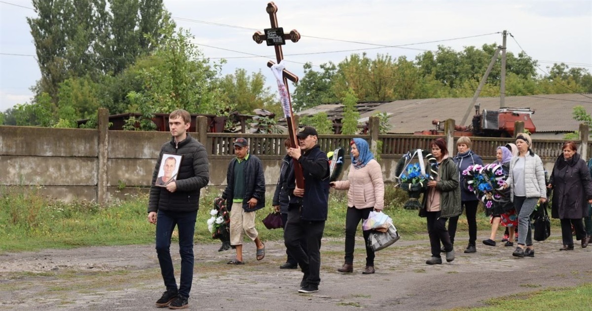 У Петропавлівці в останній путь провели героя Роберта Клінга (ВІДЕО)