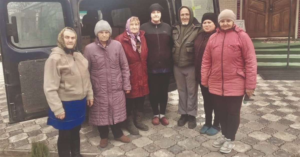 При храмі святого апостола Івана Богослова в с.П’ядиківцях майже два роки діє волонтерський пункт